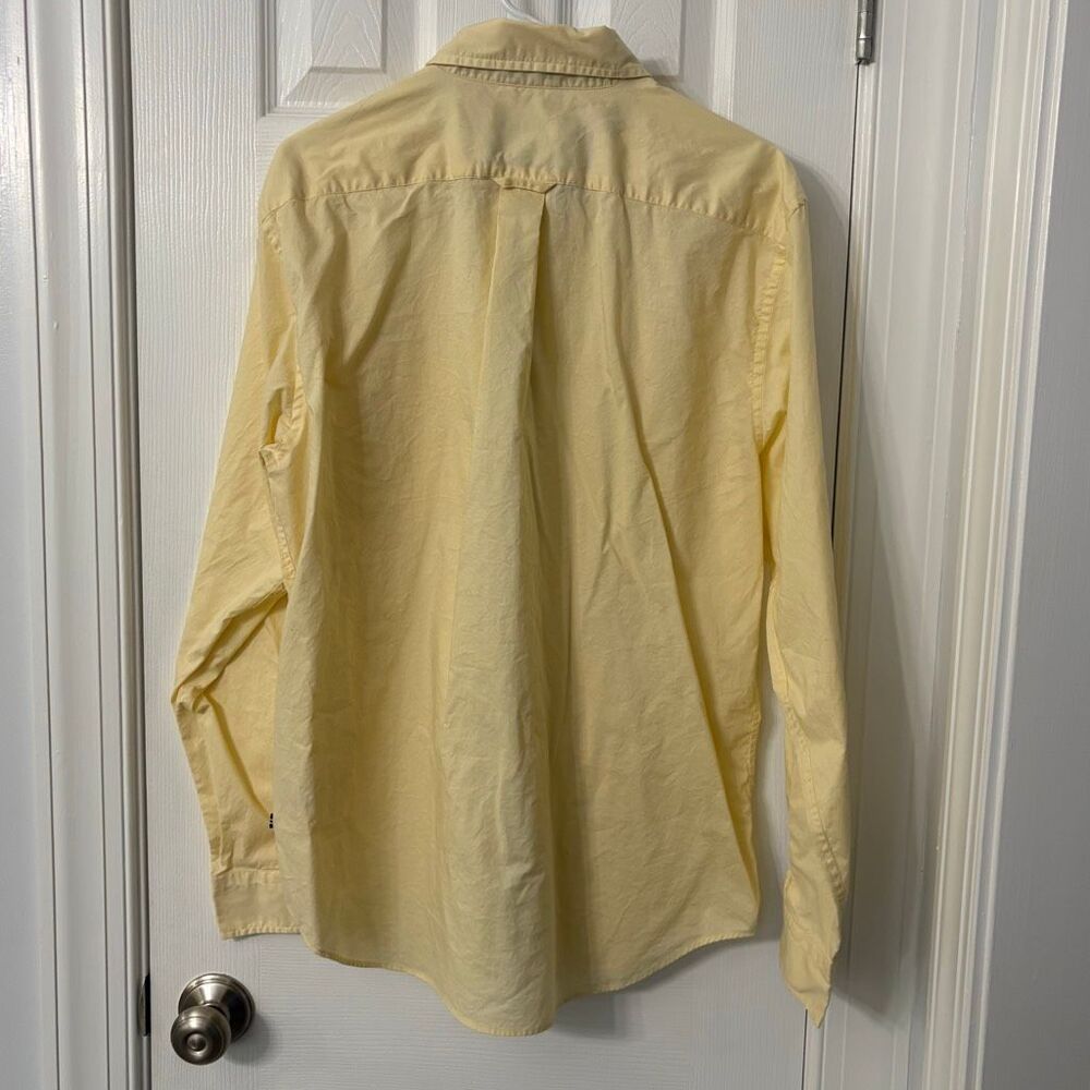 Nautica Men’s Light Yellow Button-Down Shirt Large A Bit Trimmer 100% Cotton Cas - Picture 2 of 8
